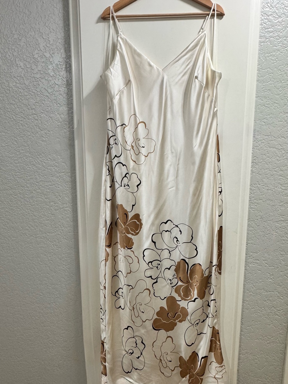Express Cream Floral Slip Maxi Dress, Women’s XL - Picture 3 of 9